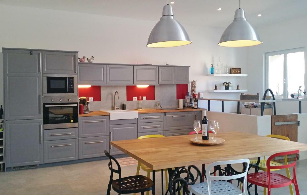 2 Bedroom Amazing Home In Narbonne Exterior foto